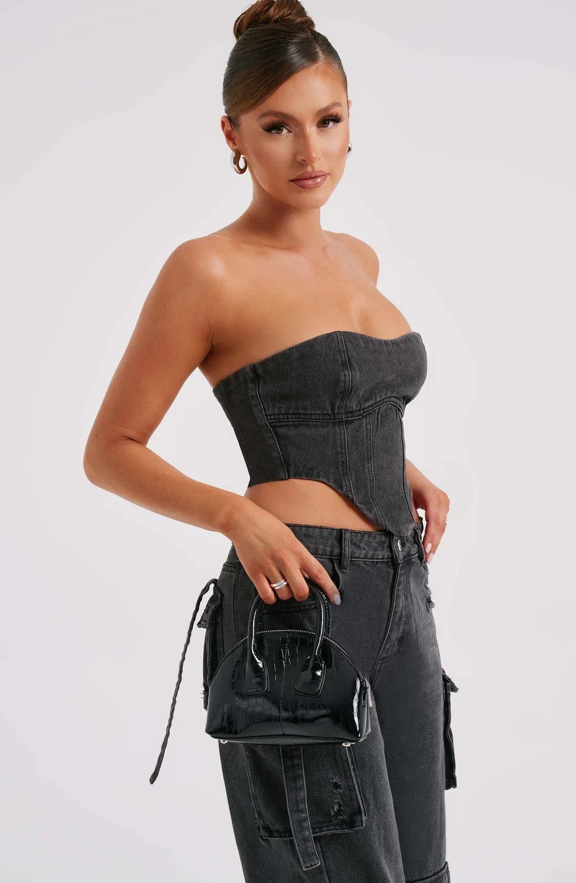 Lisbeth | Sæt med denimkorset og cargo-bukser