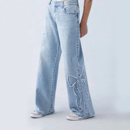 Diana | Vide Jeans med Broderede Sløjfer